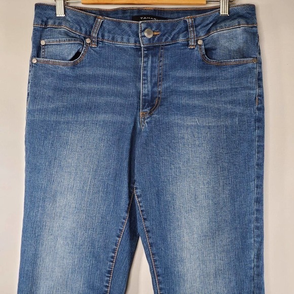 Tahari Kelly Mid-Rise Skinny Jeans Medium Wash Indigo Blue Size 12/31 - Picture 2 of 12